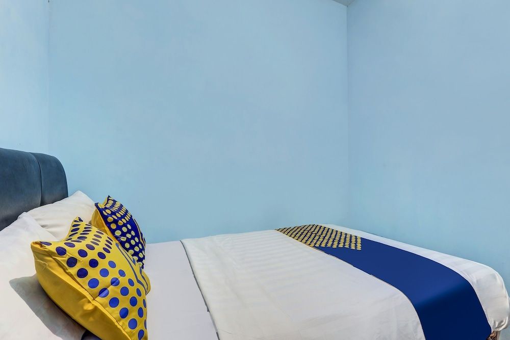 SPOT ON 90744  Alika Homestay Basic Twin Room 2