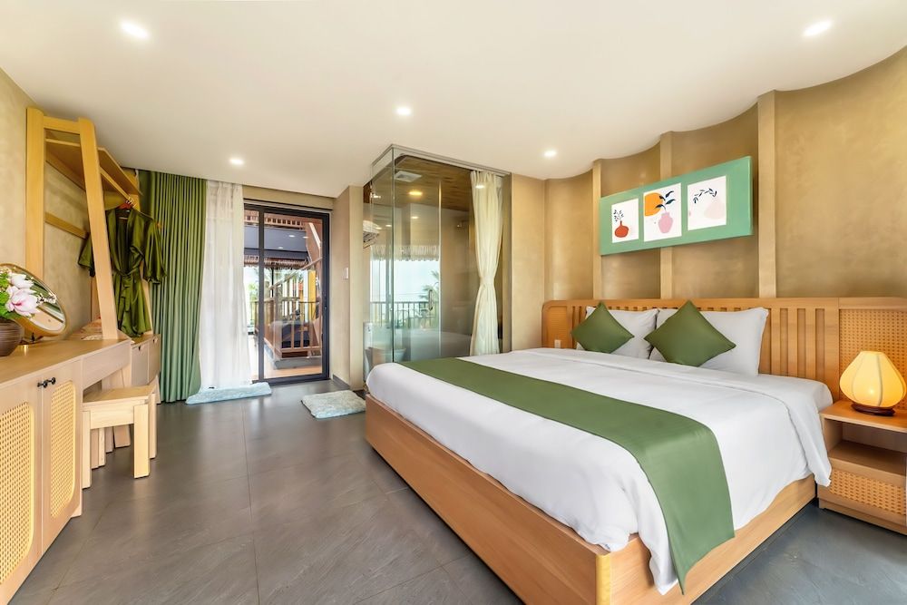 Junior Suite, Balcony, Garden View