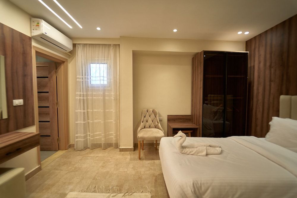 The Palace Pyramids inn Economy Double or Twin Room 10