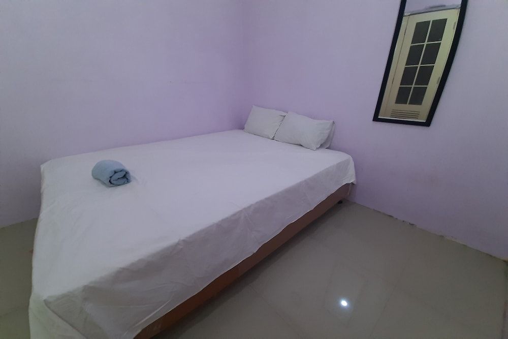 SPOT ON 93283 Sengon Kostel Syariah Basic Double Room 6