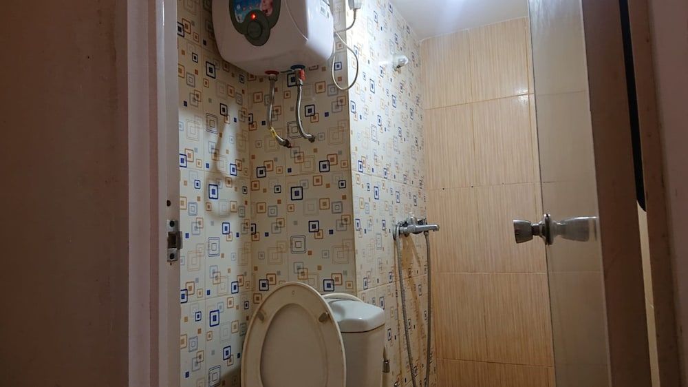 OYO Life 93139 Apartemen Grand Sentraland By Evi Deluxe Double Room 14