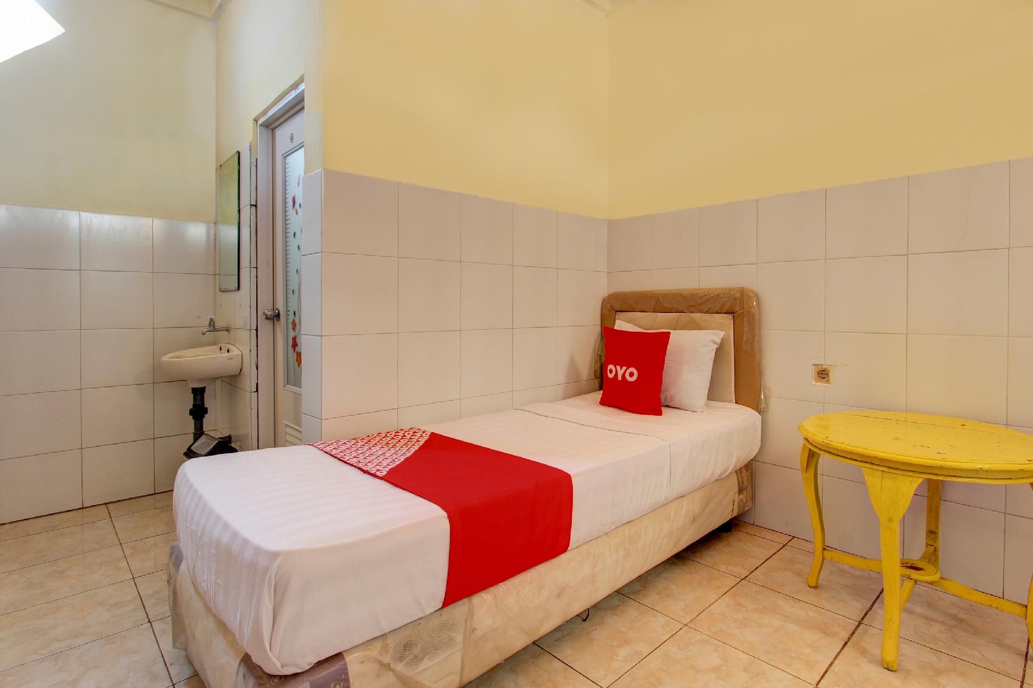 Hotel O Wisma Subur Syariah Indonesia Standard Double 3