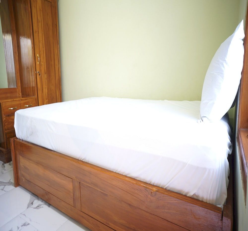 Basic Single Room