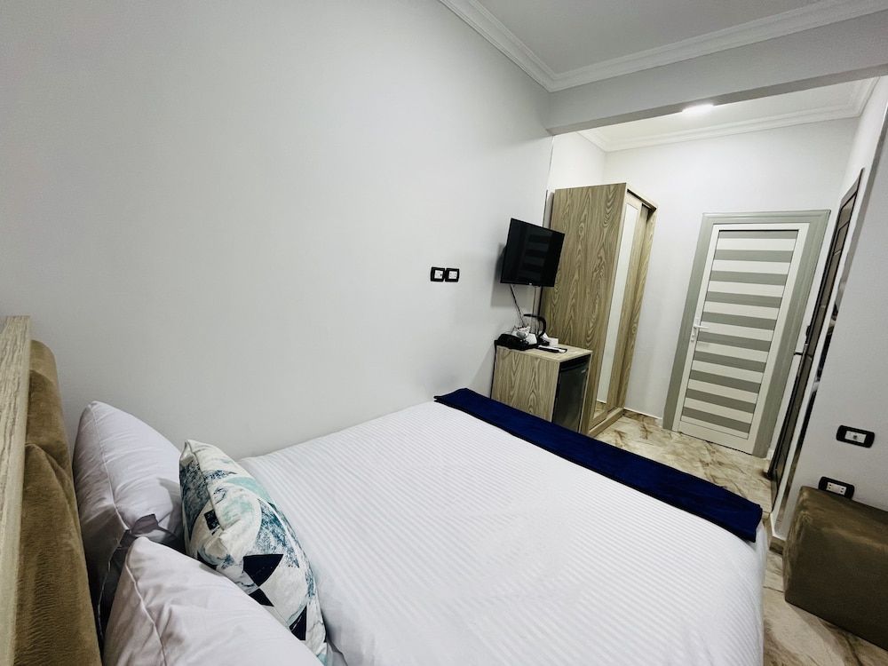 Capital Of Pyramids Hotel Economy Double Room 3