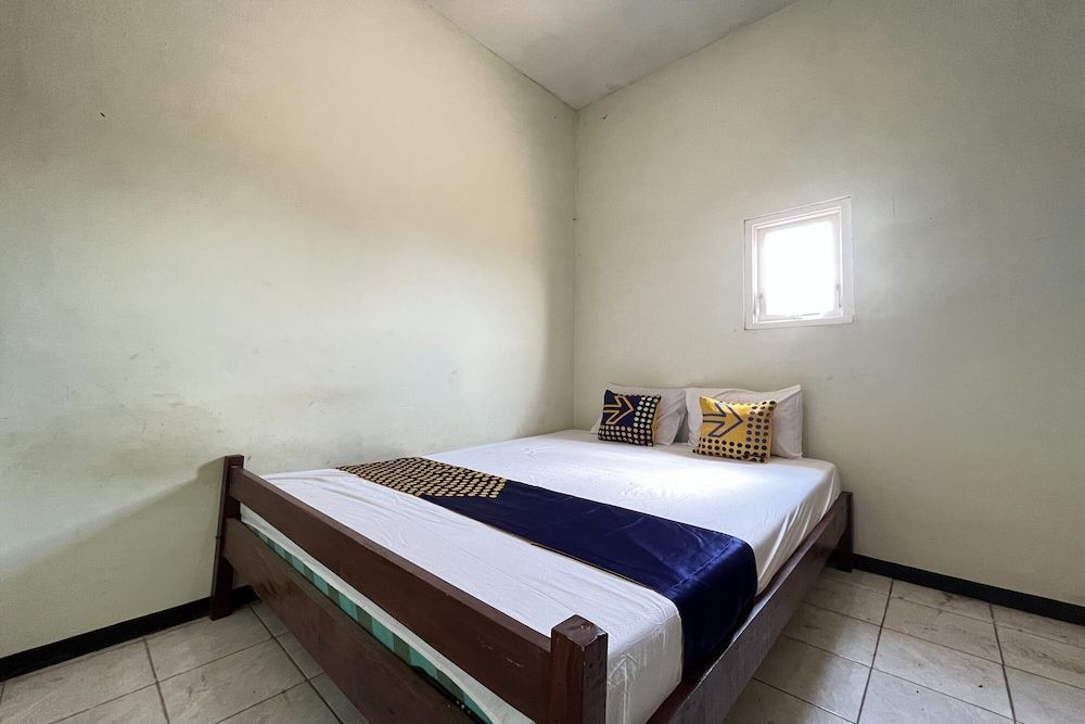 Basic Double Room