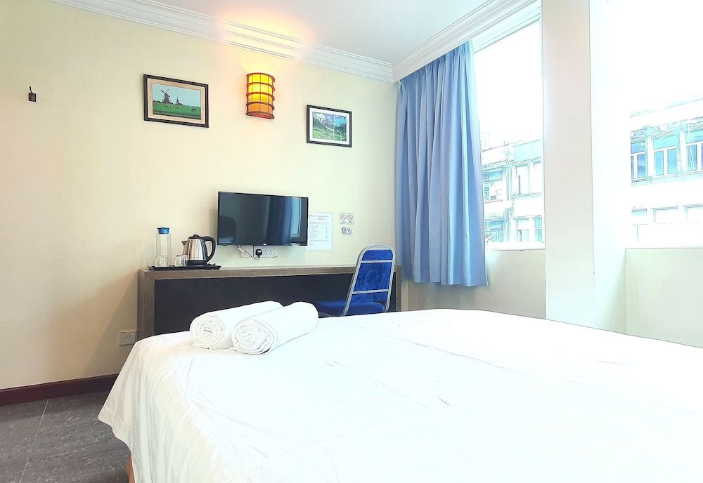 Capital O 90939 Sandakan Central Hotel Deluxe Double Room, 1 Queen Bed 2