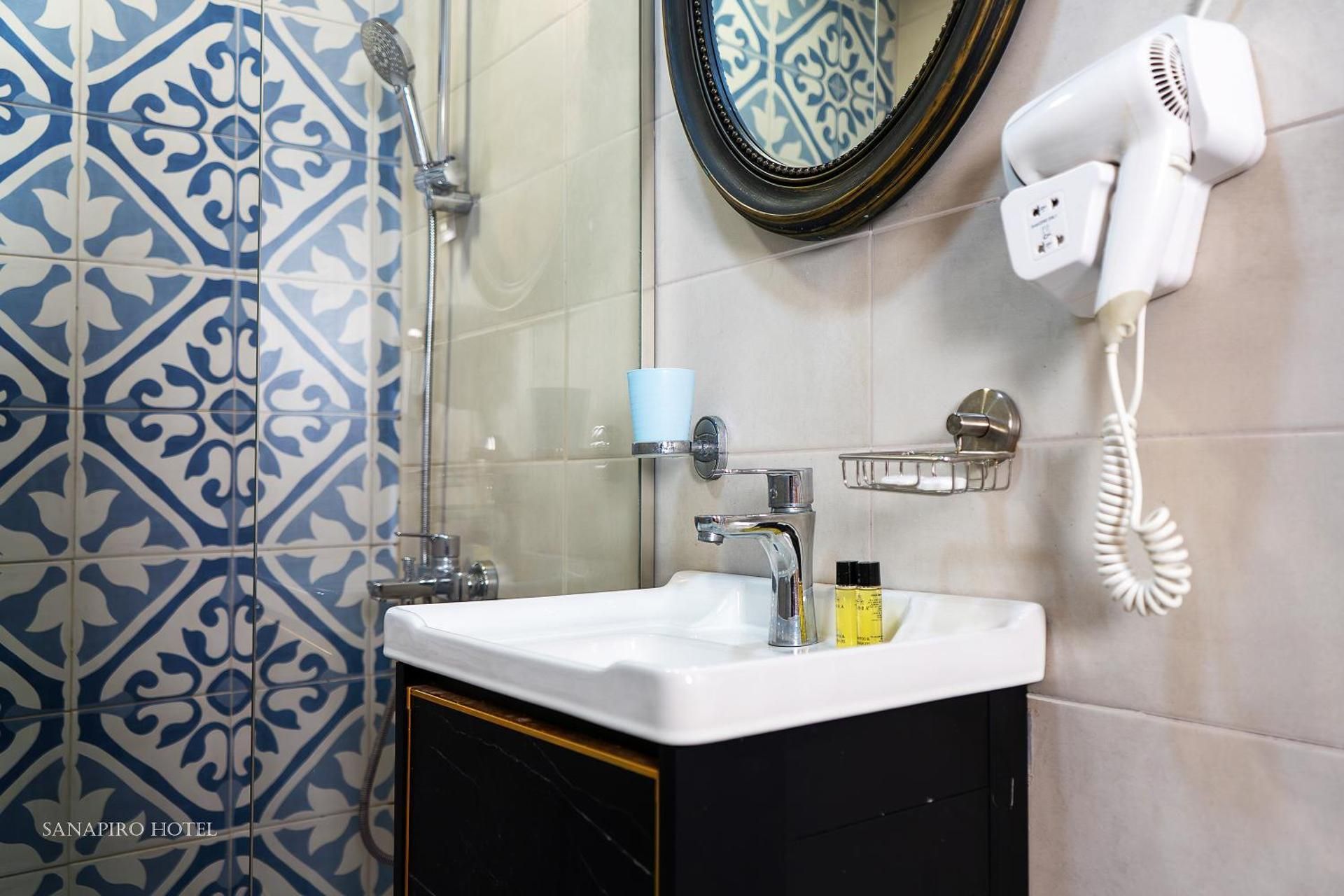 Double Or Twin Standard