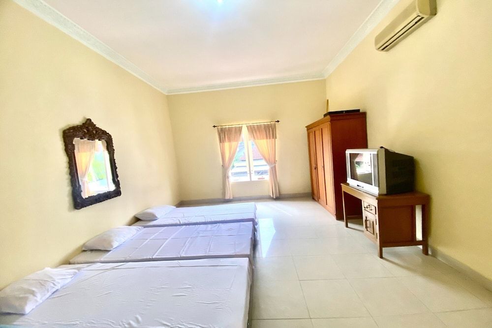 SPOT ON 93711 Kenzie Bunkbed Syariah