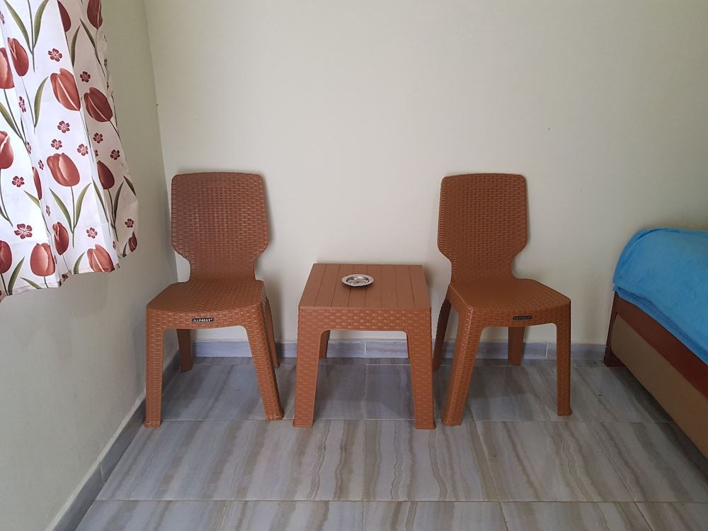 OYO 93780 Rudang Rudang Sibayak Standard Double Room 9