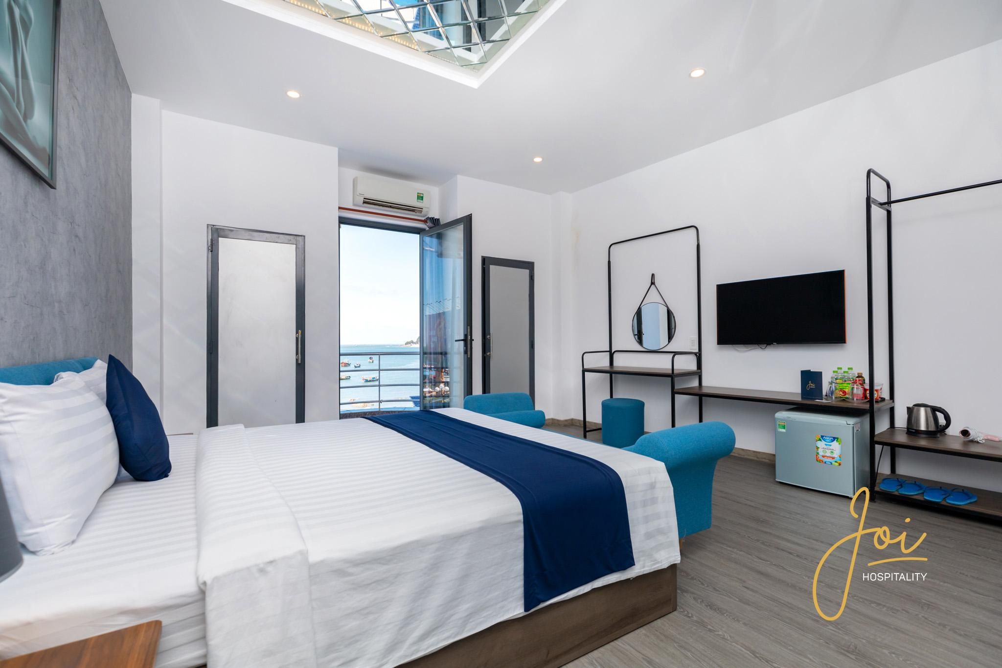 Premium Sea View Room with Balcony