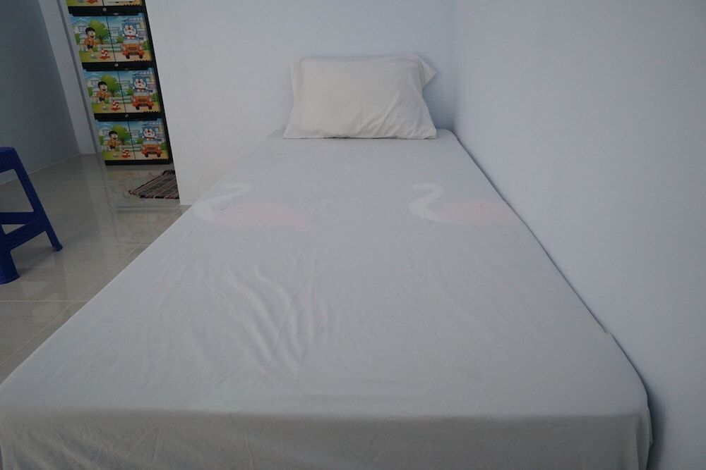 Basic Single Room