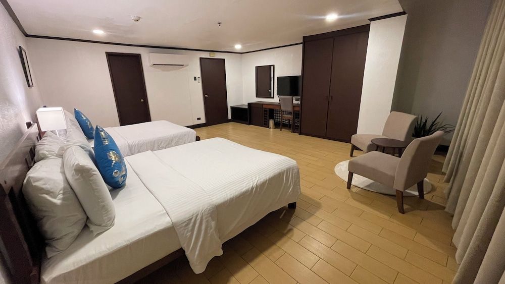 Signature Studio Suite