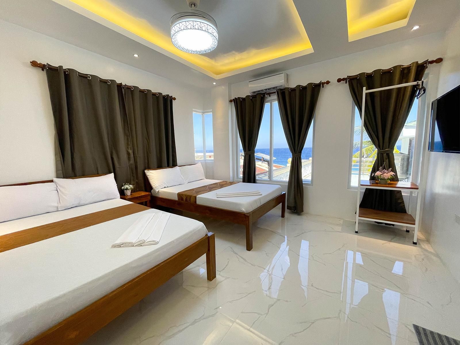 Deluxe Sea View Room