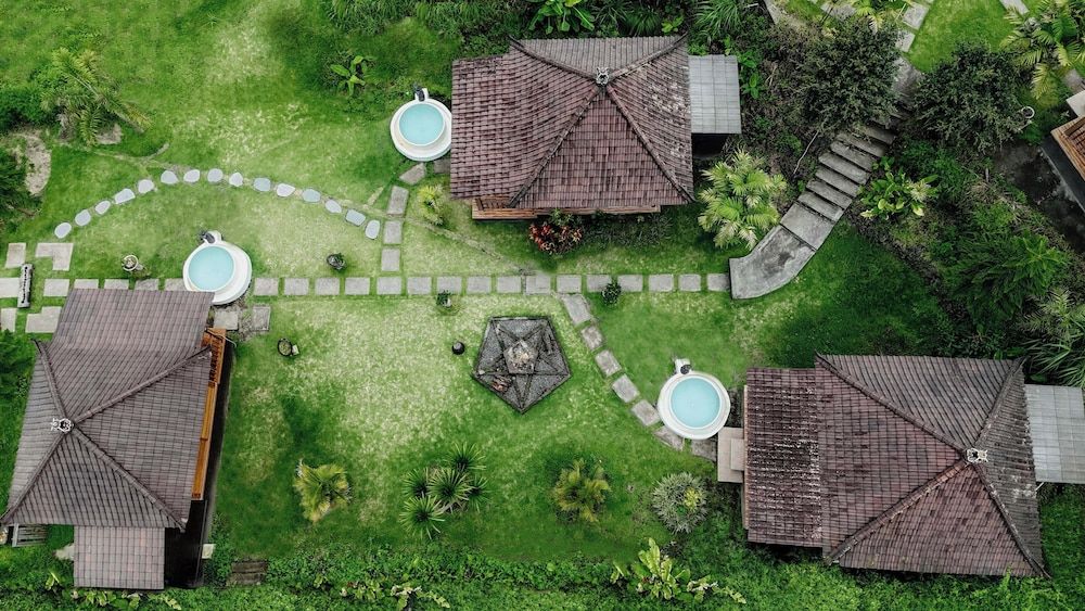 Cabana Bali Villa Deluxe Double Room, Hot Tub 2