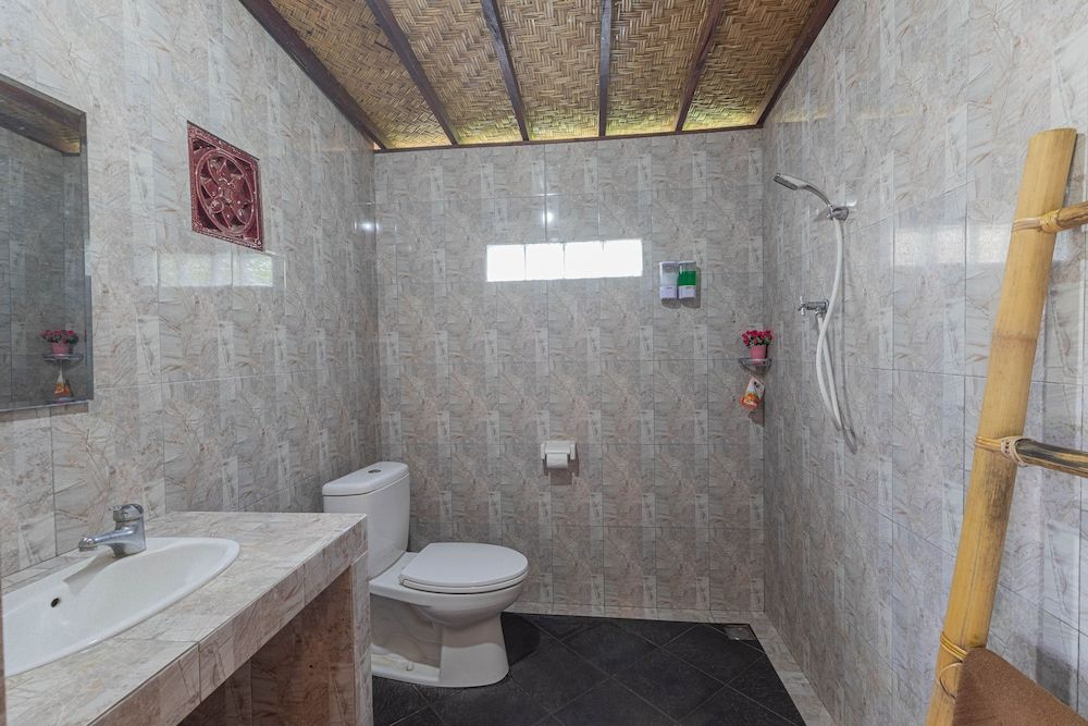 Cabana Bali Villa Deluxe Twin Room 9