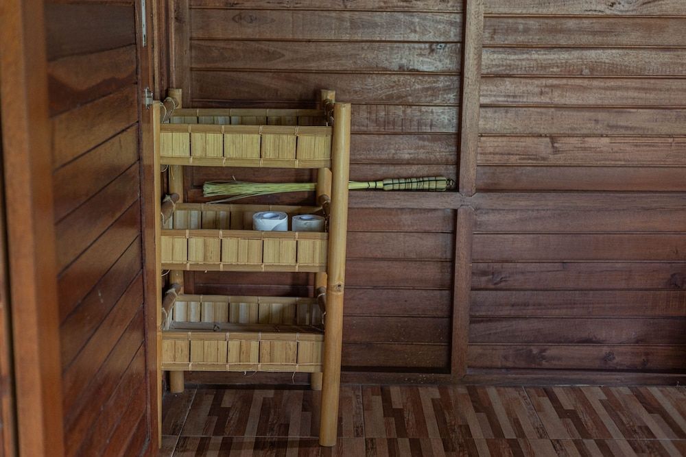 Cabana Bali Villa Deluxe Twin Room 17