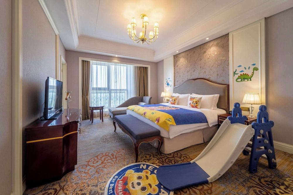 Family Room, 1 King Bed, Non Smoking (Junhe theme)