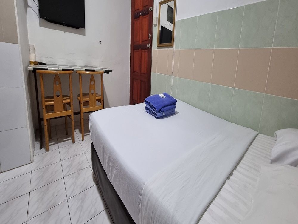 Standard Double Room, 1 Queen Bed