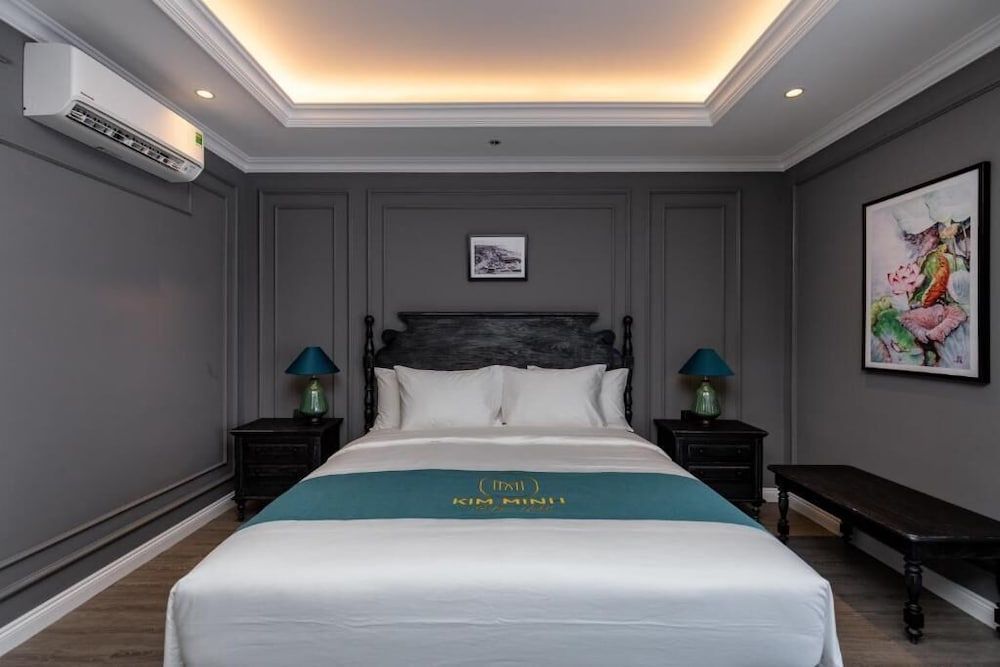 Signature Quadruple Room