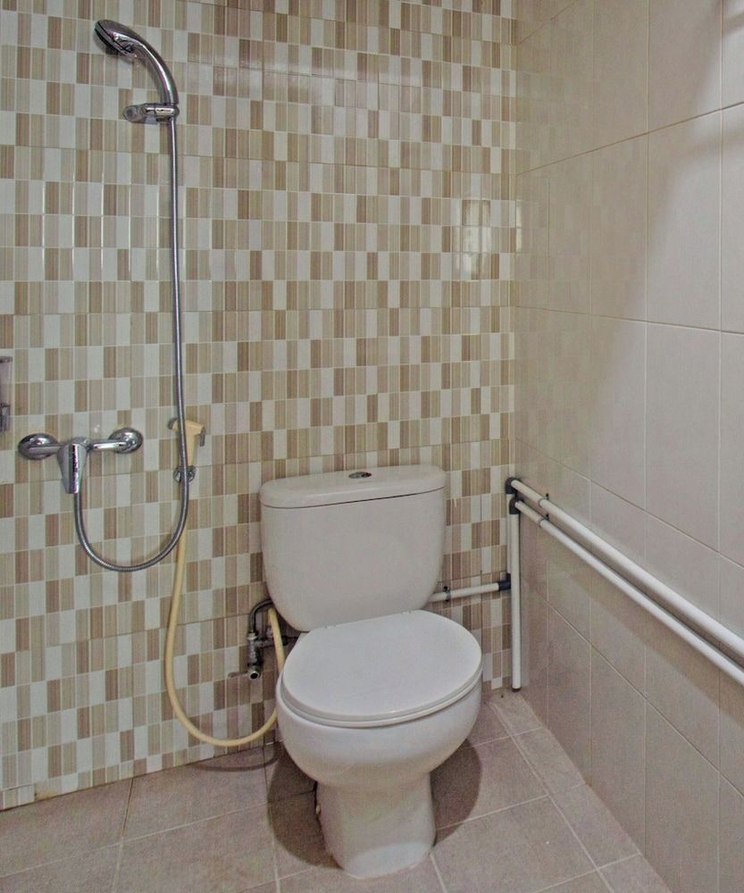 OYO 2753 Irma's Residence Economy Double Room 7