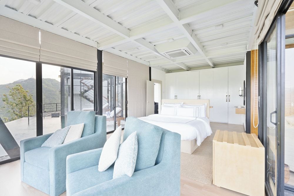 Walaa Kulu – A Villa by 98 Acres Luxury Villa, 3 Bedrooms, Mountain View 3