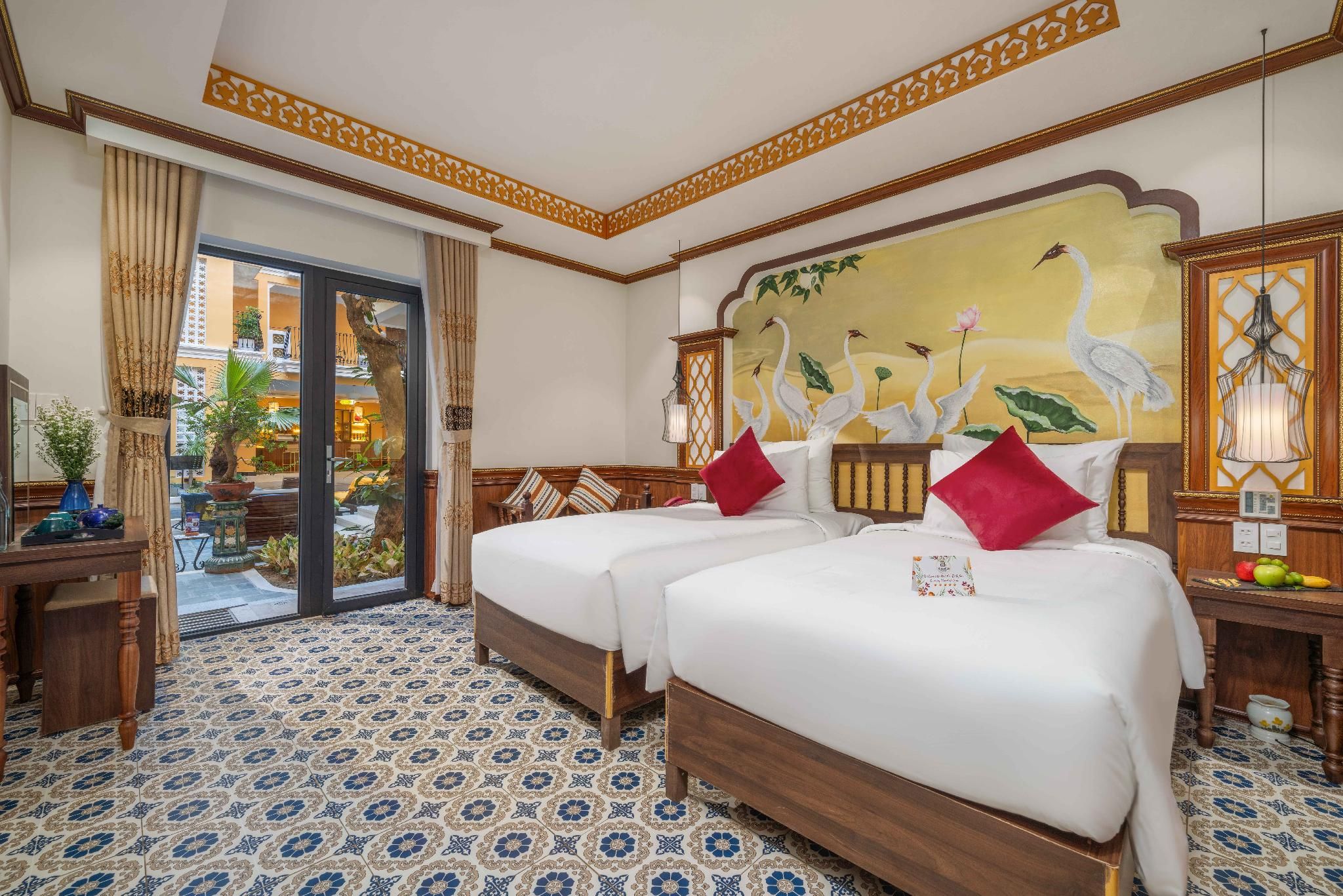 Executive Double or Twin Room, Balcony with Pool View