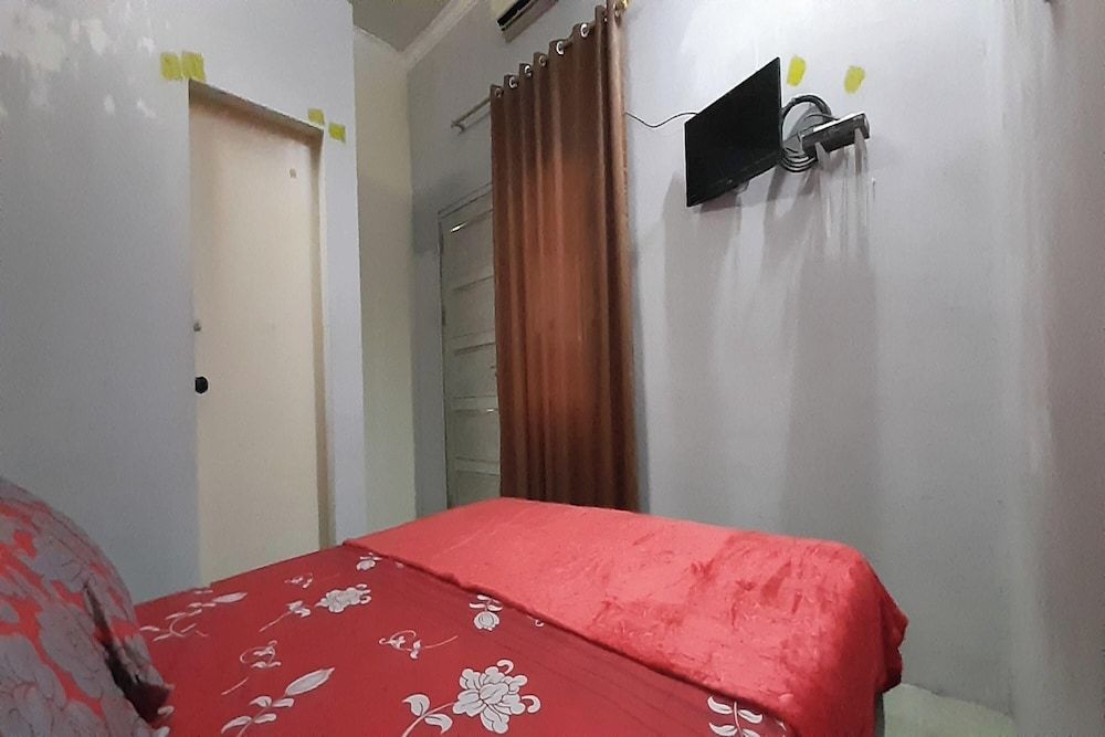 OYO 3414 Gurita Residence Syariah Standard Double Room 3