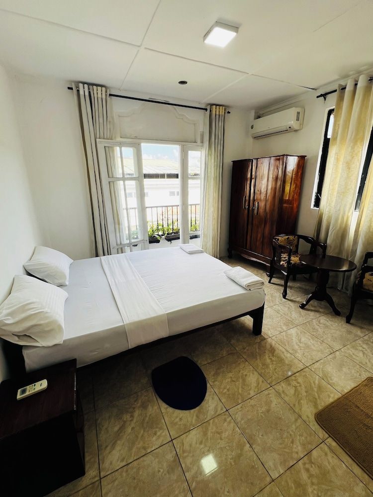 Ramlyn Guesthouse & Restaurant Economy Double Room 6