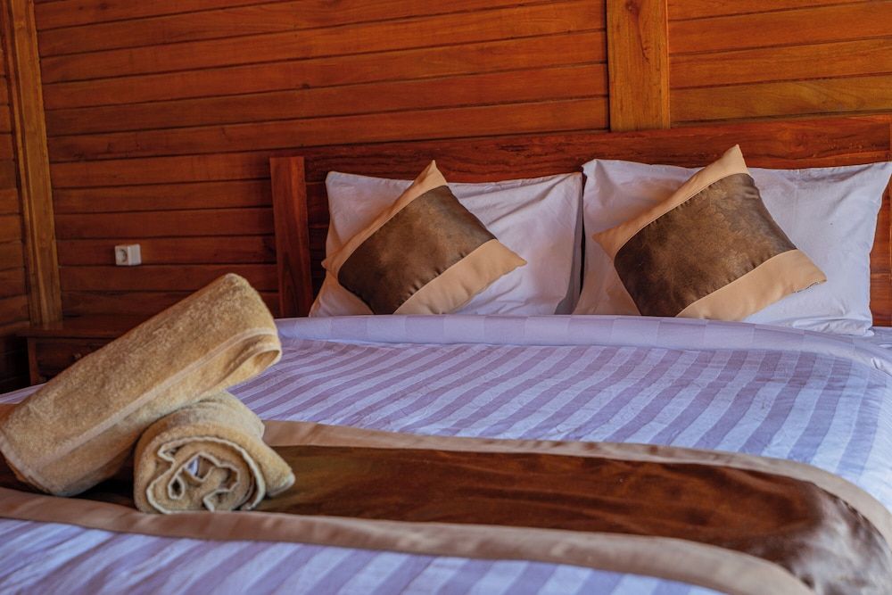 Deluxe Double Room, Lake View