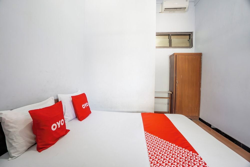 Hotel O Central Madiun Near Stasiun Kota Madiun Standard Double Room