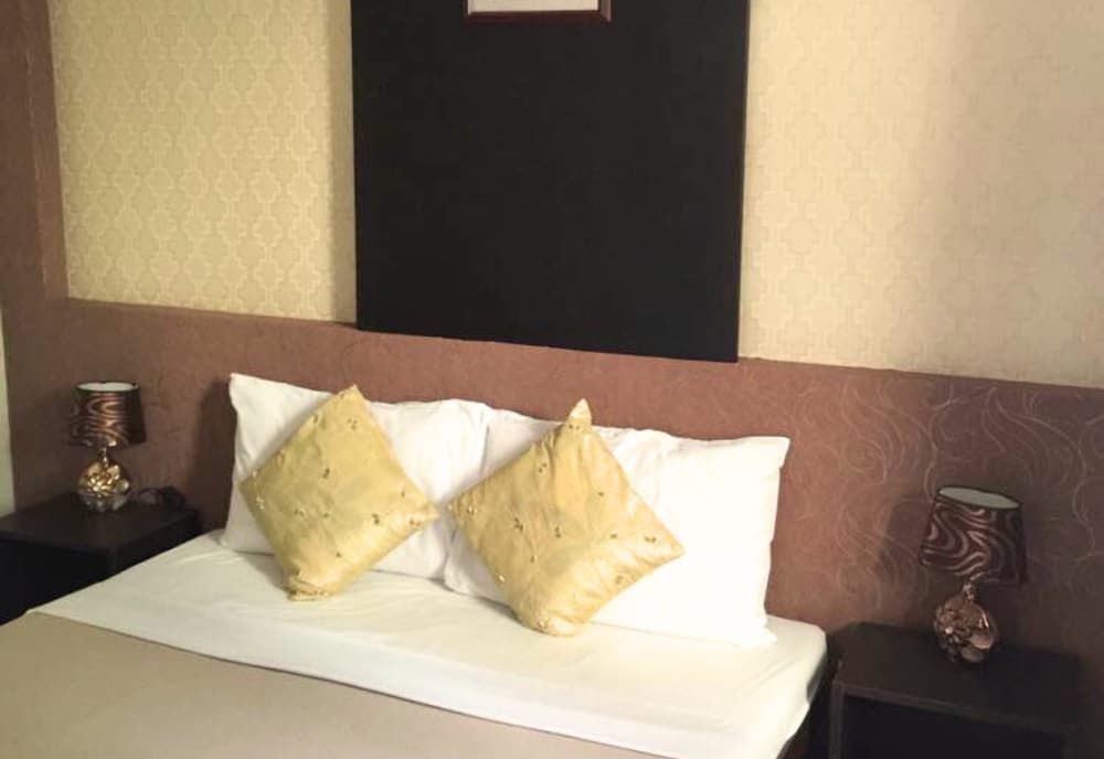 Premier Room