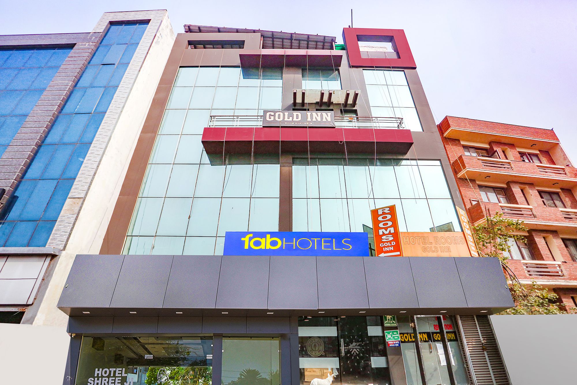  FabHotel Gold Inn