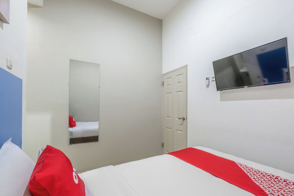 Hotel O Prawirotaman Near Keraton Yogyakarta Formerly Paris Guesthouse Standard Double Room 3