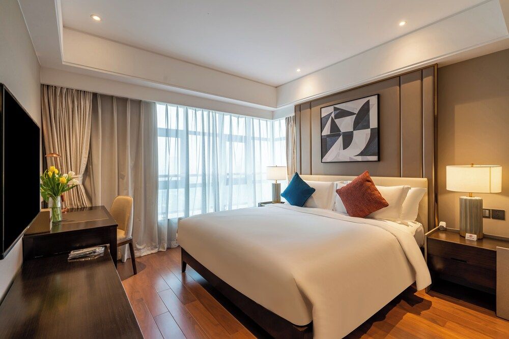 Family Suite, City View