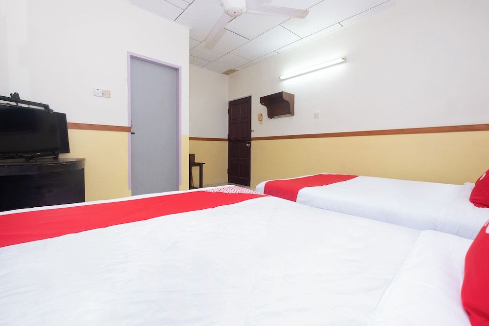 Hotel O Lumut Villa Inn Family Suite 3