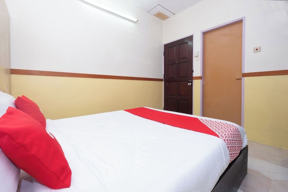 Hotel O Lumut Villa Inn Deluxe Double Room 5