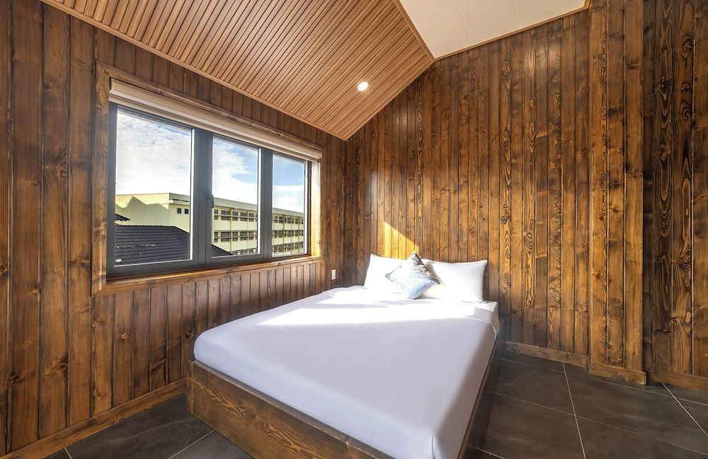 D View Hotel Deluxe Double Room 3