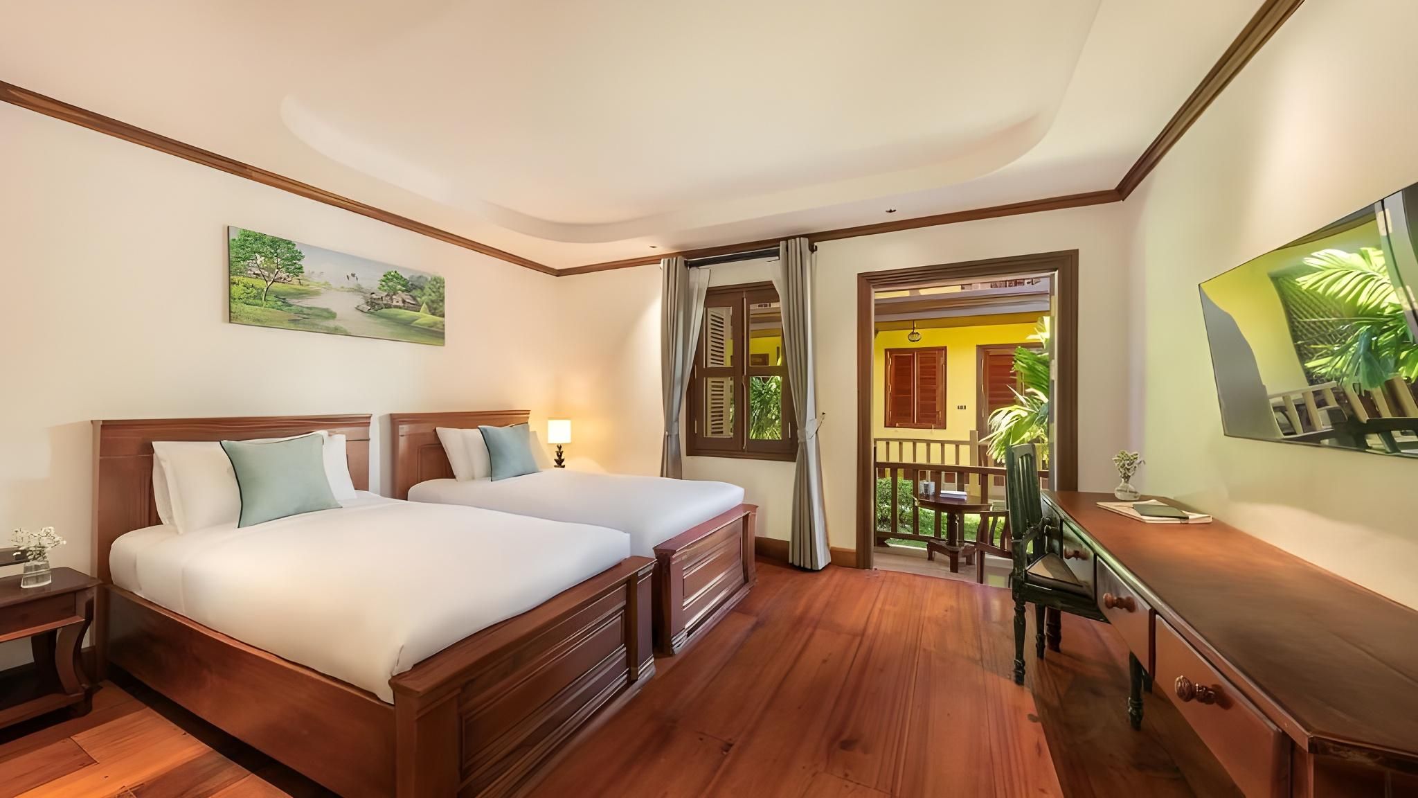 Premier with Bathtub