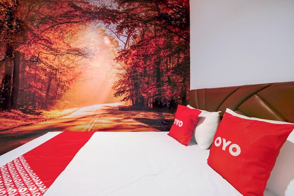 Hotel O Nawangwulan Standard Double Room 7