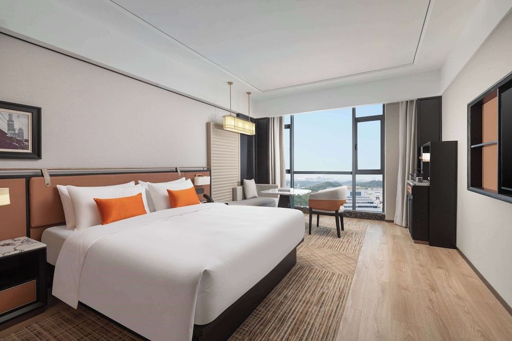 Deluxe Room, 1 King Bed, Non Smoking