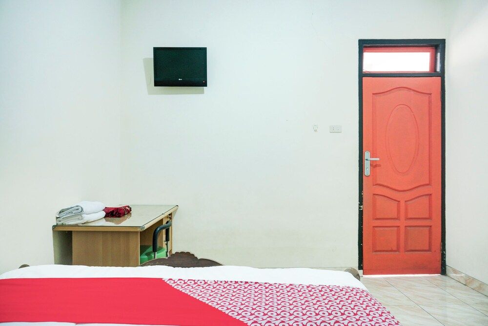 Hotel O Lampung Near Rs. Mitra Husada Formerly Takana Homestay Standard Double Room 7