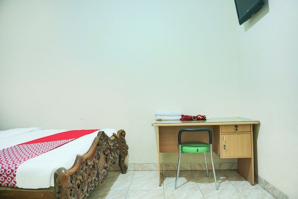 Hotel O Lampung Near Rs. Mitra Husada Formerly Takana Homestay Standard Double Room 6