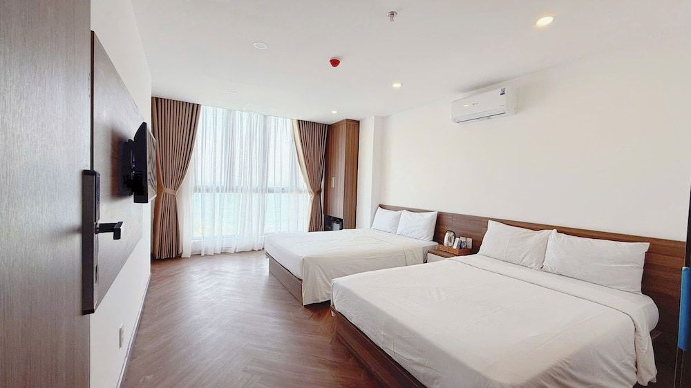 Deluxe Quadruple Room