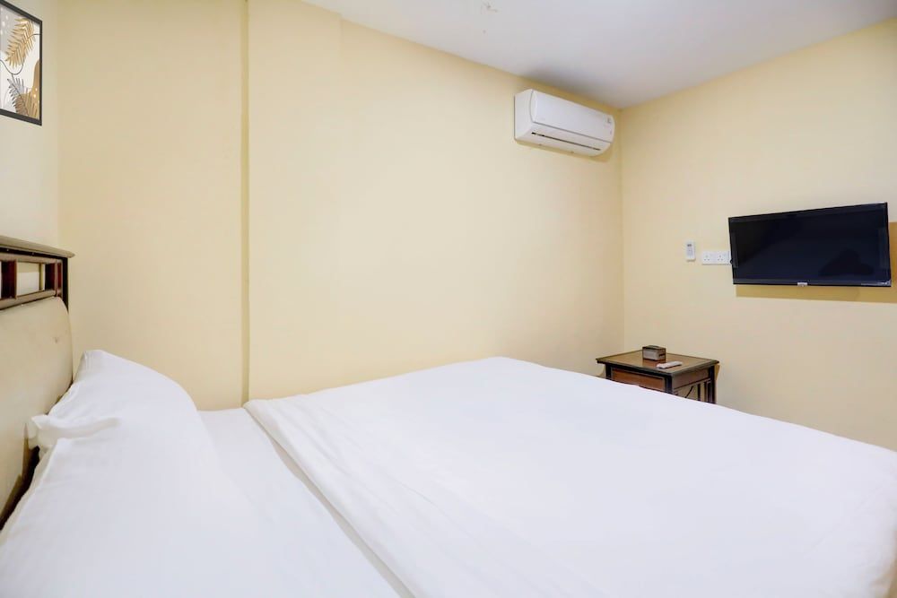 Collection O Nagoya Near Nagoya Hill Mall Formerly Sedago Inn Deluxe Double Room 2