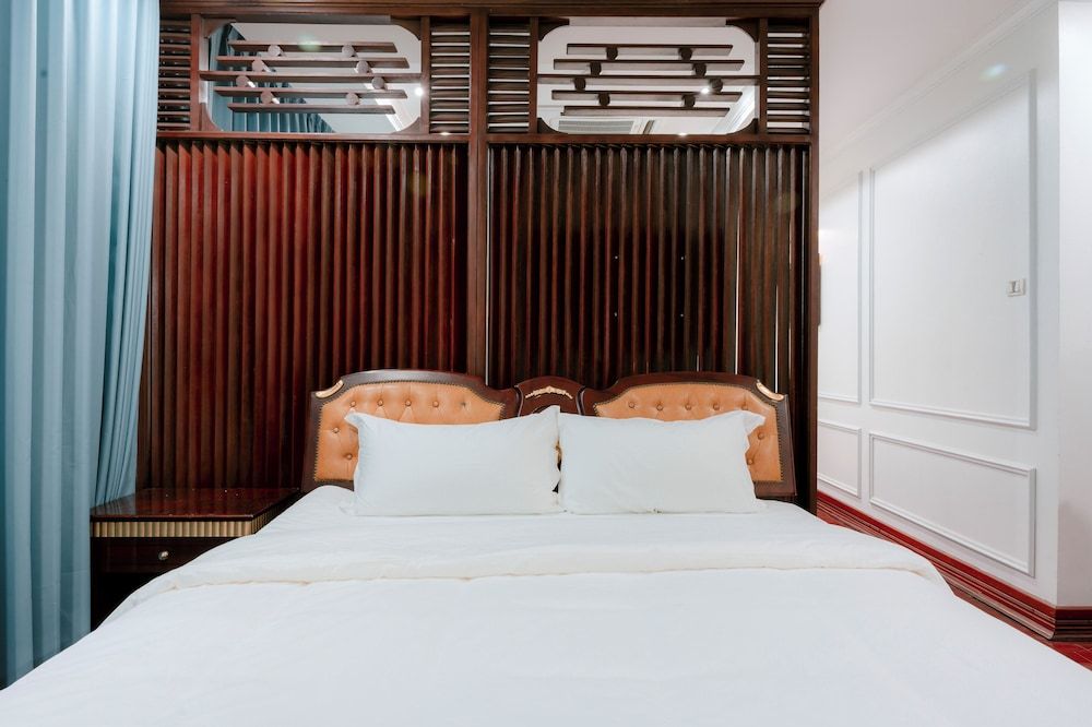 Bac Ninh Royal Hotel Superior Triple Room 4