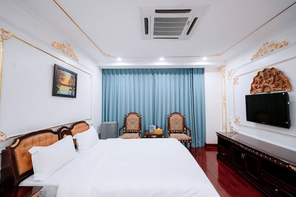 Bac Ninh Royal Hotel Superior Triple Room 3