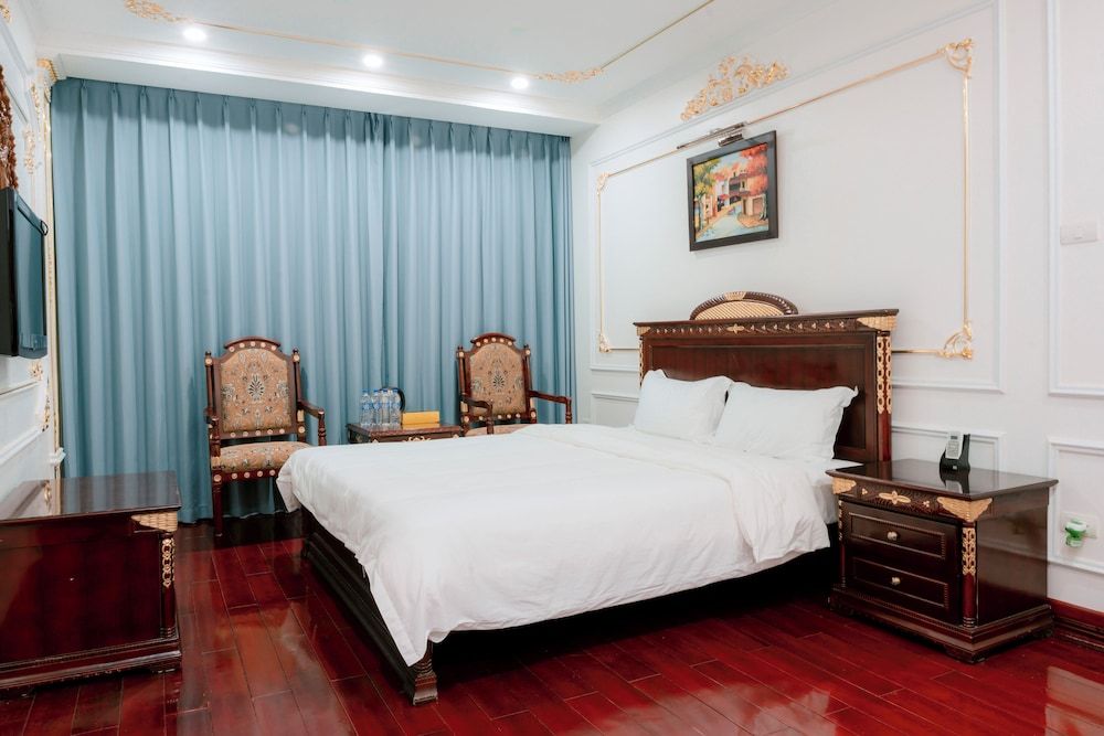 Bac Ninh Royal Hotel Superior Triple Room 5