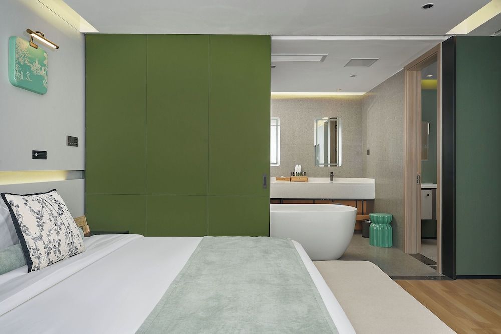 HUA CLUB SPACE BELONG TO TIME Business Room, 1 Bedroom, Bathtub, Canal View 3