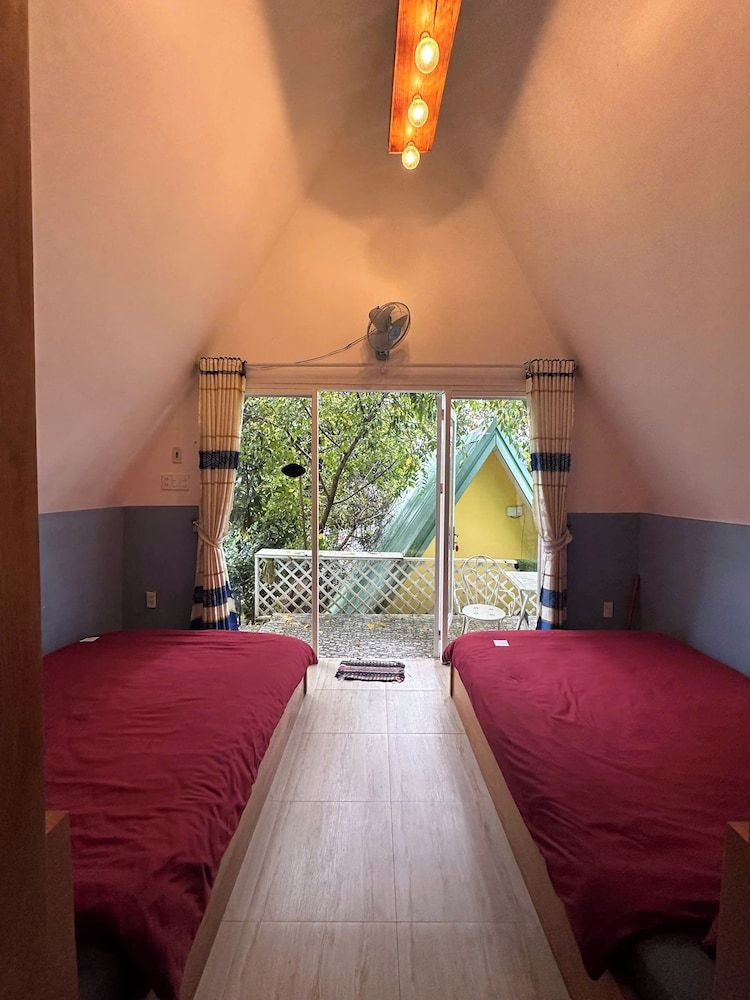 Otel Dalat Superior Bungalow, Garden View 10