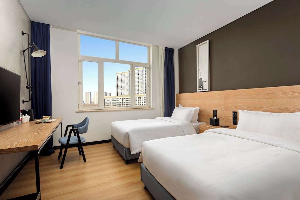 Family Room, Multiple Beds, Non Smoking (Luxury)